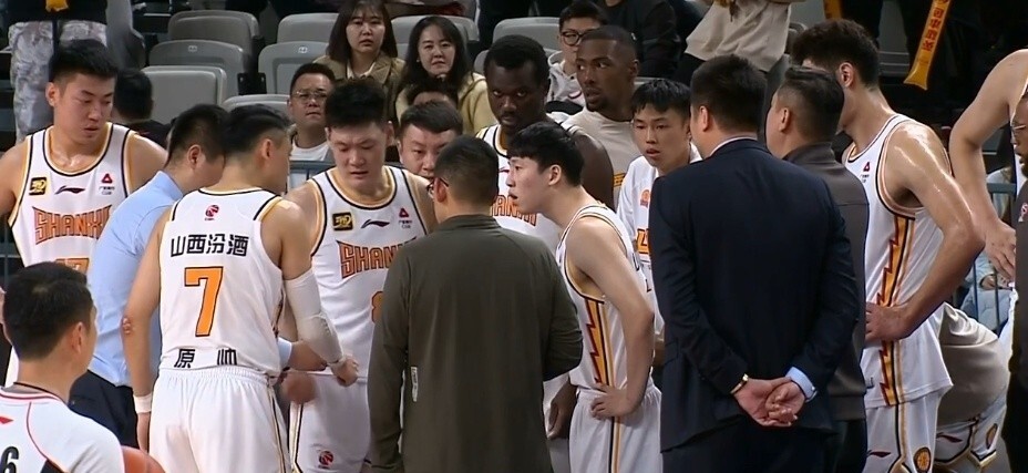 九游体育网页版-队伍实力均衡，CBA联赛竞争激烈