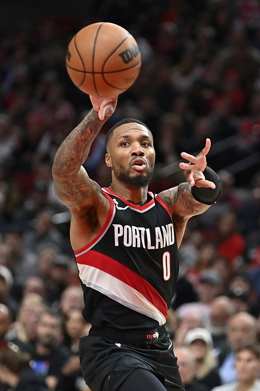 开拓者大胜爵士,利拉德狂砍40分 开拓者大胜爵士,利拉德狂砍40分