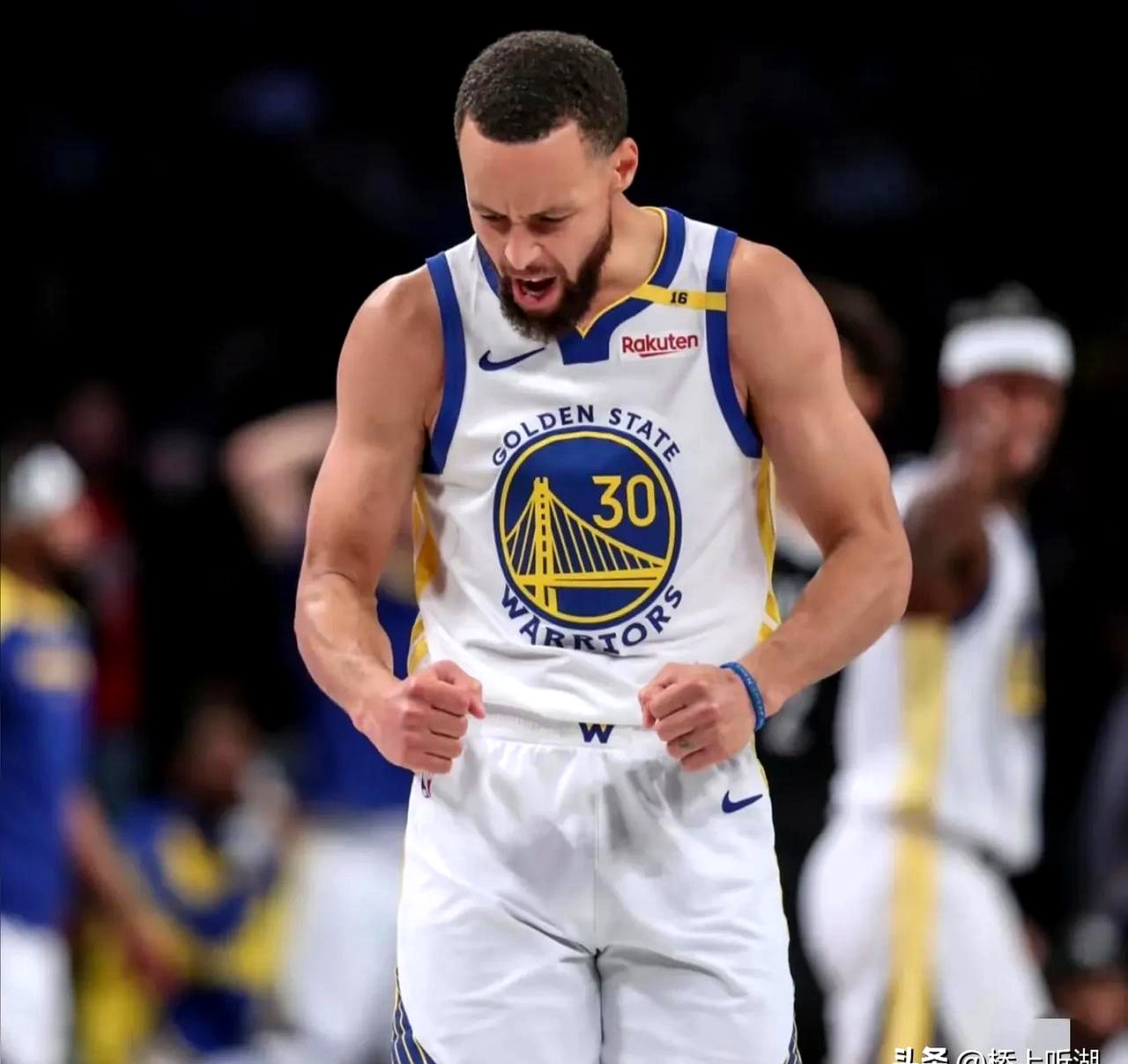 勇士遭遇惨败，库里努力无法改变局势