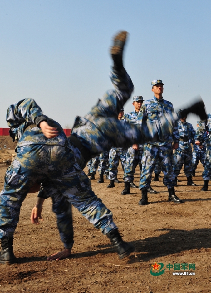 九游体育亚洲官网-关于乐土欧洲杯：各队士气高昂奋力拼杀的信息