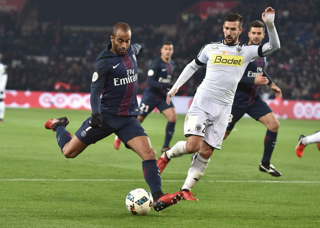 巴黎圣日耳曼顽强取胜，锁定下一轮晋级的简单介绍