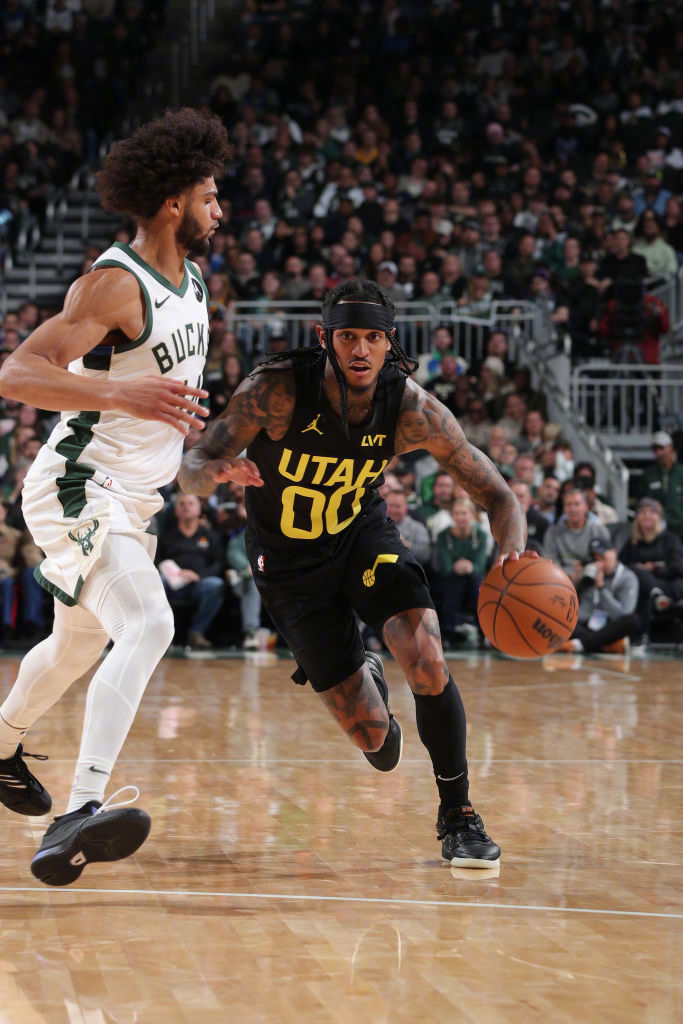 雄鹿战胜骑士，继续领跑东部